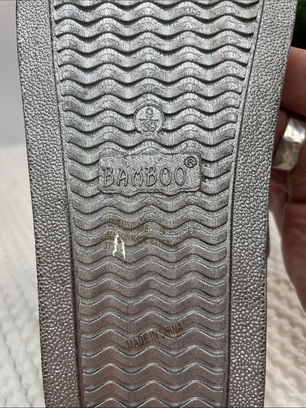 BAMBOO SILVER STRAPPED SANDALS FTL-05-116 - Picture 6 of 8